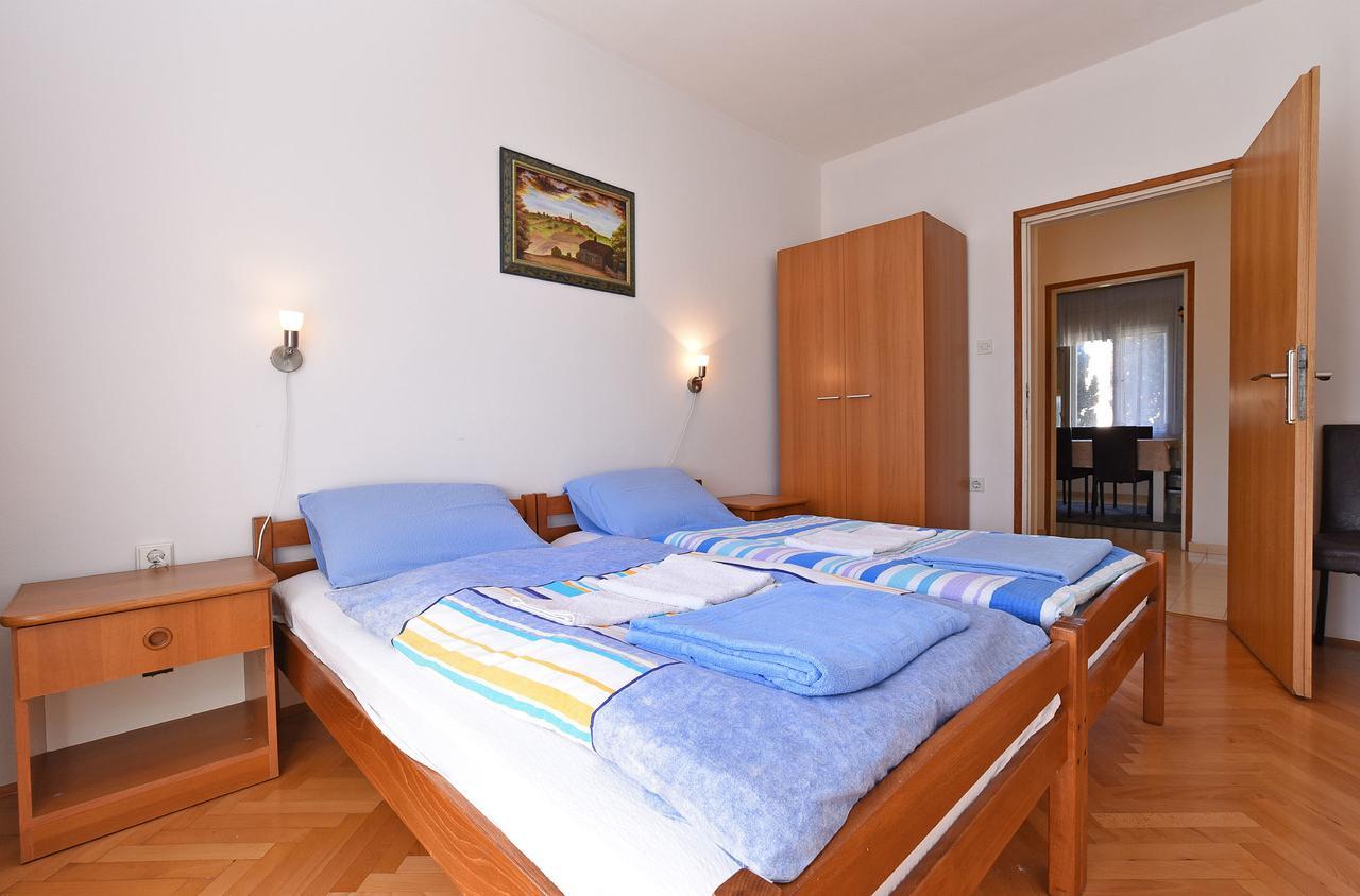 Apartments Josip 74 Πούλα Εξωτερικό φωτογραφία