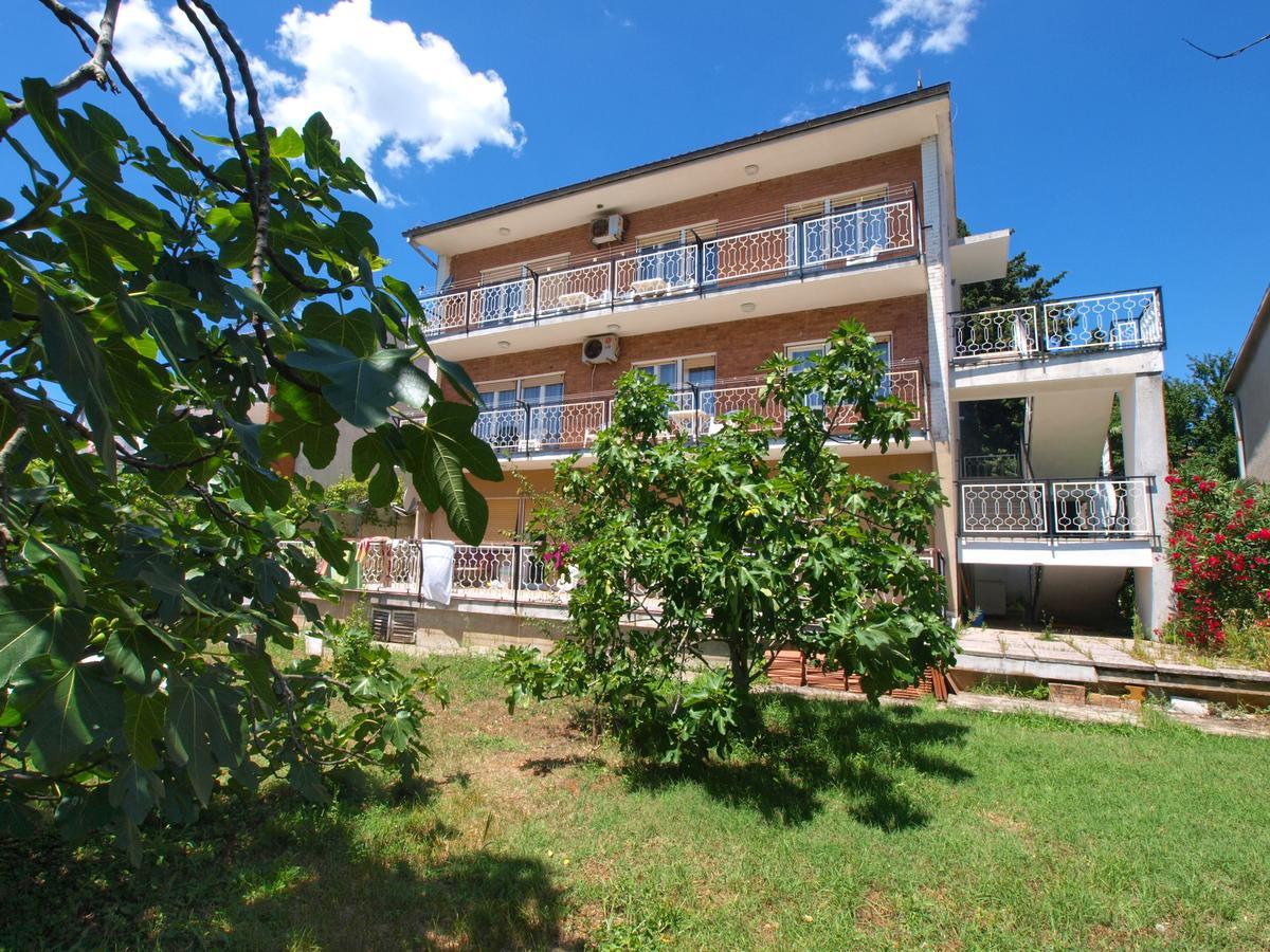 Apartments Josip 74 Πούλα Εξωτερικό φωτογραφία
